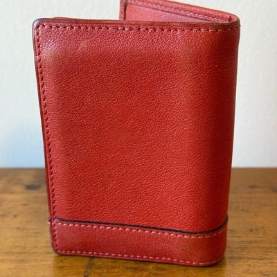 Tumi, Love Crafted, & More Leather Handbags & Wallets (GB2-HS)