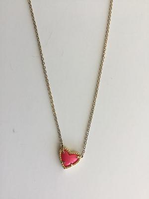 Gold tone beautiful heart fashion necklace