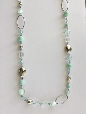 C marked light green fashion long necklace