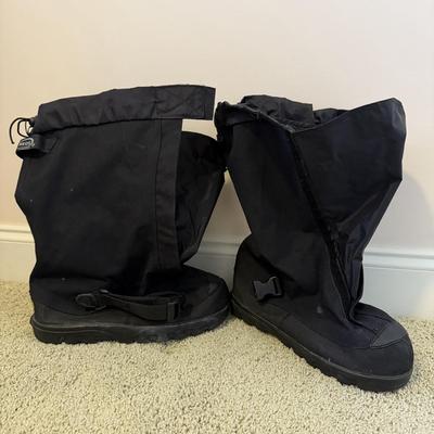 Neos Adventurer Overshoes, Size L (GB2-HS)