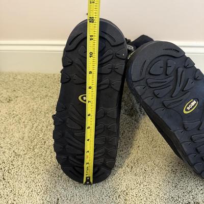 Neos Adventurer Overshoes, Size L (GB2-HS)