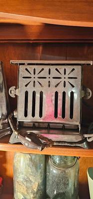 3 vintage Toasters, Instant Collection!