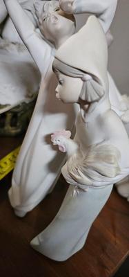 Lot of 5 Lladros Shepherdess, Girl holding Piglet, Girl with Lamb, Shepard with Lamb, Shepard Girl All Matte Finish