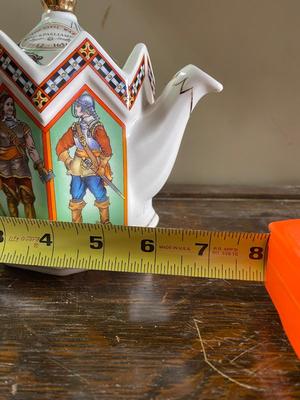 Vintage Windsor teapot