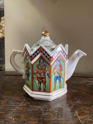 Vintage Windsor teapot