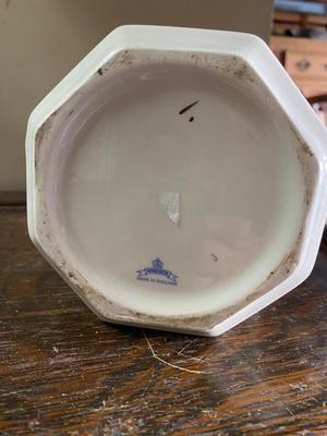 Vintage Windsor teapot