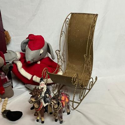 A1431 Vintage Christmas Decor Lot