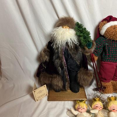 A1431 Vintage Christmas Decor Lot