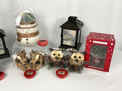 Lot M 388 Happy Holidays Christmas Candle Lot