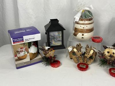 Lot M 388 Happy Holidays Christmas Candle Lot