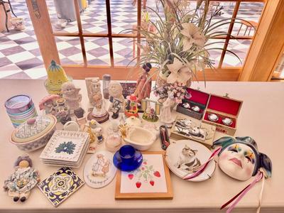 Approx 40 Decorative Items - mostly Vintage