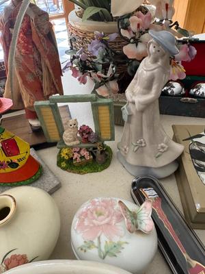 Approx 40 Decorative Items - mostly Vintage