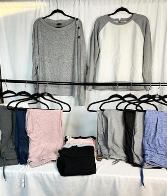 Lot D 400 Women’s Active Wear Lot (XXL)