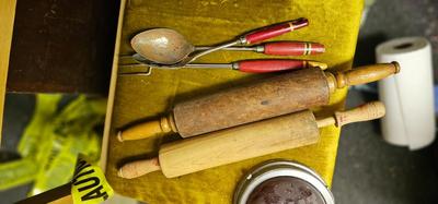 Lot of vintage Kitchen Utensils