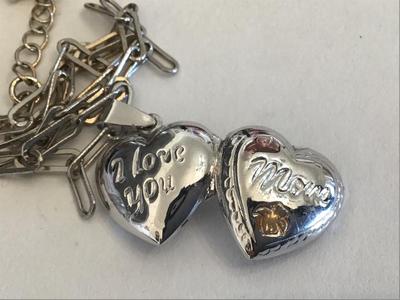 Mom Heart Locket with Chain