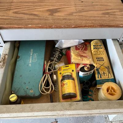 G1458 Vintage Rolling Metal Chest