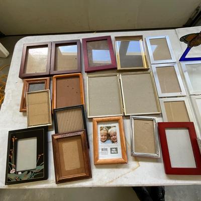 Sale Photo Thumbnail #1136: Comes with 24 different sized picture frames