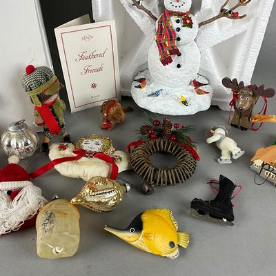 A1467 Lenox Feathered Friend & Ornaments