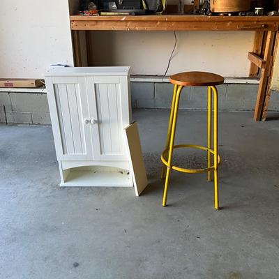 G1475 Bathroom Wall Shelf & Stool