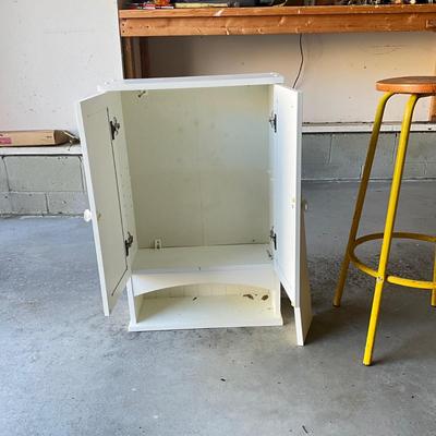 G1475 Bathroom Wall Shelf & Stool