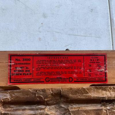 G1478 G & D Round Dye Screw Plate No. 3100