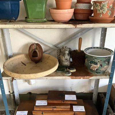 G1483 Lot of Garden Decor