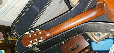 Herk Favilla C-5 Guitar with Customized Case!