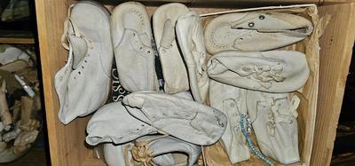 Vintage baby shoes! Instant collection!