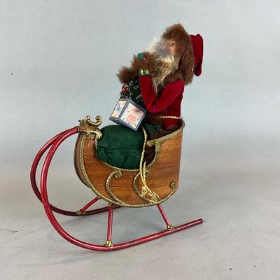 SR1492 Byers' Choice "Santa on Sleigh"
