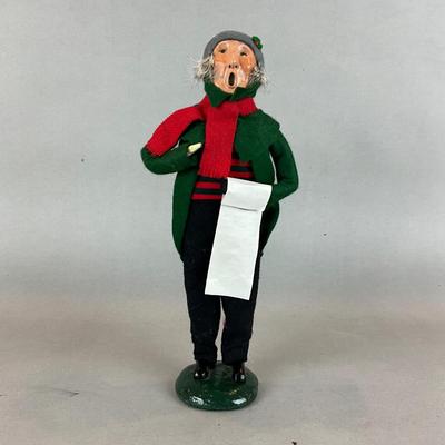SR1498 Byers' Choice Adult Caroler Figurine