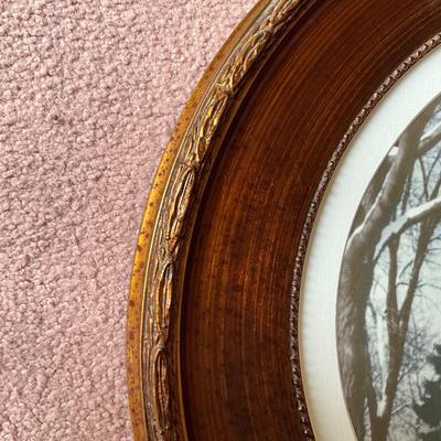 M1516 Victorian House Picture in Gold Finish Oval Frame