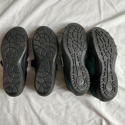 M1518 Two pairs of HOTTER Ladies Shoes