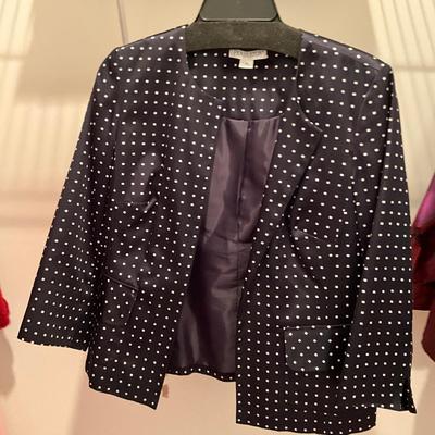M1530 Large Lot of PENDLETON Ladies Jackets