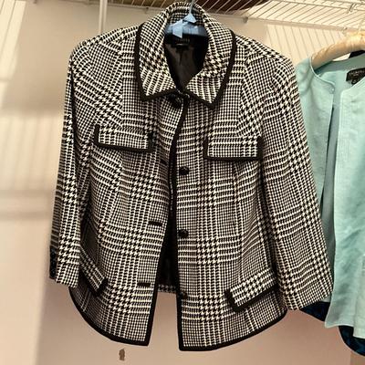 M1533 Lot of Ladies TALBOTS Jackets and Blouse