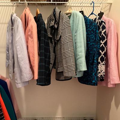 M1533 Lot of Ladies TALBOTS Jackets and Blouse