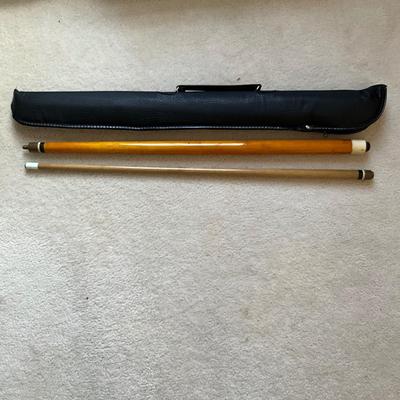 UBR Vintage #19 Pool Stick with Case