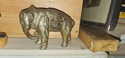 Vintage Cast Iron Elephant Arcade Bank