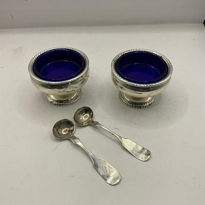 D1562 Pair of Sterling Silver Frank Whiting Master Salts with Spoons