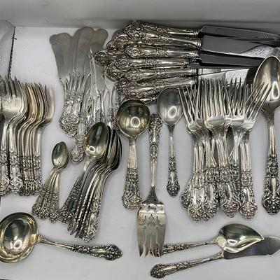 D1579 Set of 84 pcs. Sterling Silver Flatware Reed & Barton "French Renaissance"