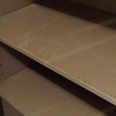Metal Storage Cabinet (G-BBL)