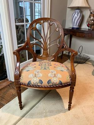 L604 Hickory Anthemion Fauteuil Mahogany Armchair