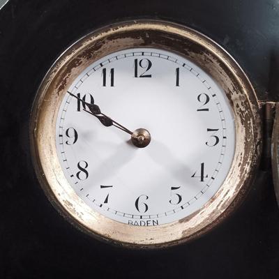 LOT 6: Hammond Clock Co. Bakelite Cathedral Clock, Jahresuhren-Fabrik G.m.b.H. Clock & Chelsea 8-Day Desk Clock