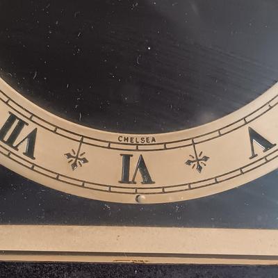 LOT 6: Hammond Clock Co. Bakelite Cathedral Clock, Jahresuhren-Fabrik G.m.b.H. Clock & Chelsea 8-Day Desk Clock