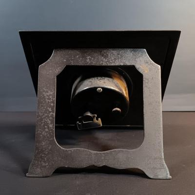 LOT 6: Hammond Clock Co. Bakelite Cathedral Clock, Jahresuhren-Fabrik G.m.b.H. Clock & Chelsea 8-Day Desk Clock