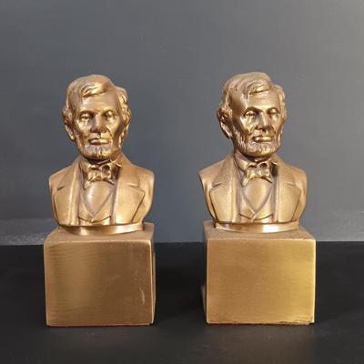 LOT 26: Vintage Brass Eagle Plaque, Philadelphia Mfg. Co. Lincoln Bronze Busts & Books