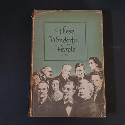 LOT 26: Vintage Brass Eagle Plaque, Philadelphia Mfg. Co. Lincoln Bronze Busts & Books