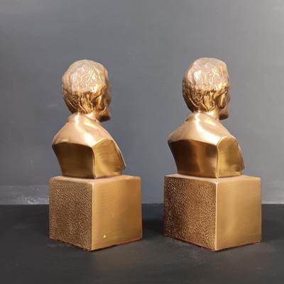 LOT 26: Vintage Brass Eagle Plaque, Philadelphia Mfg. Co. Lincoln Bronze Busts & Books