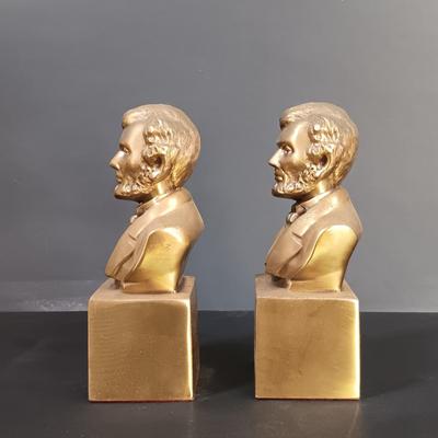 LOT 26: Vintage Brass Eagle Plaque, Philadelphia Mfg. Co. Lincoln Bronze Busts & Books