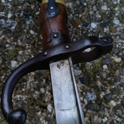 LOT 193: French Gras Bayonet with Scabbard - Blade Marked Mre d'Armes de Chat 1875