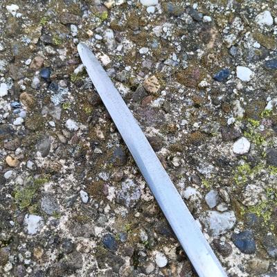 LOT 193: French Gras Bayonet with Scabbard - Blade Marked Mre d'Armes de Chat 1875